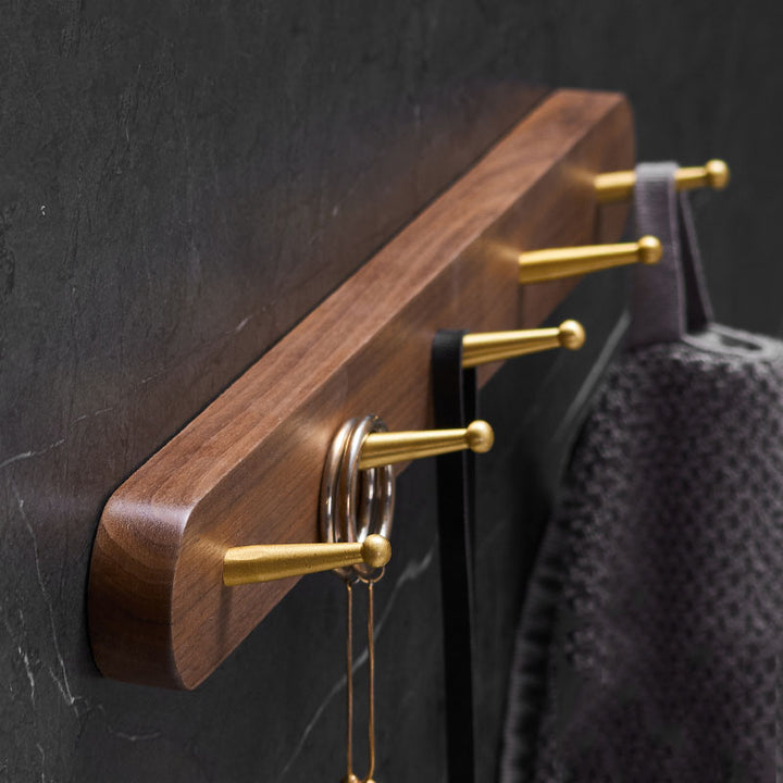 Raniero Towel Rack