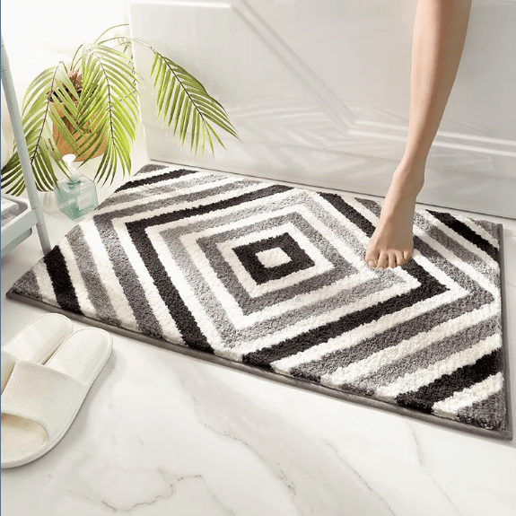 Rosendo Bathroom Rug